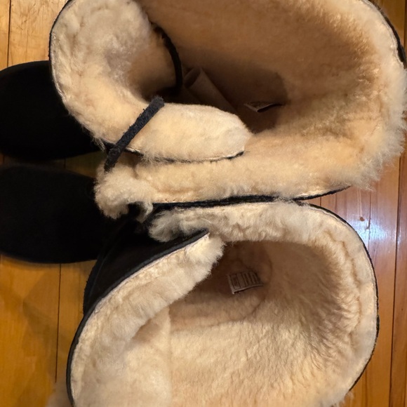 UGG Whitley lace up boots black  39 or 8.5 - Picture 6 of 15